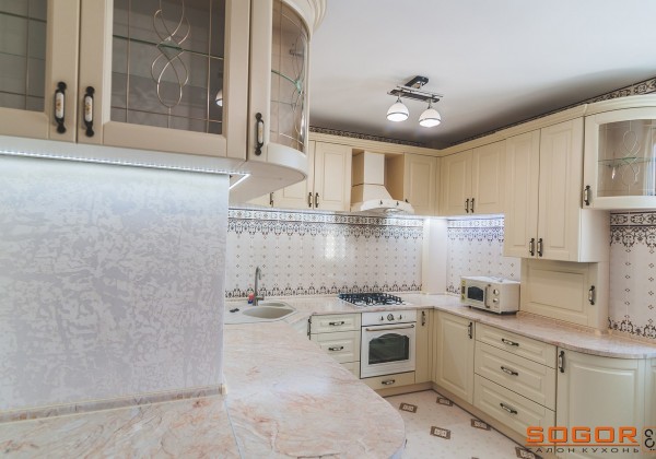 31206284_2070061606597929_585471623755202560_n-600x420