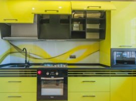 kuhnya-farbovana-z-gnutim-mdf-fasadom-01-600x420