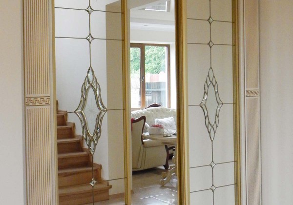 shafa-kupe-z-bevelami-600x420